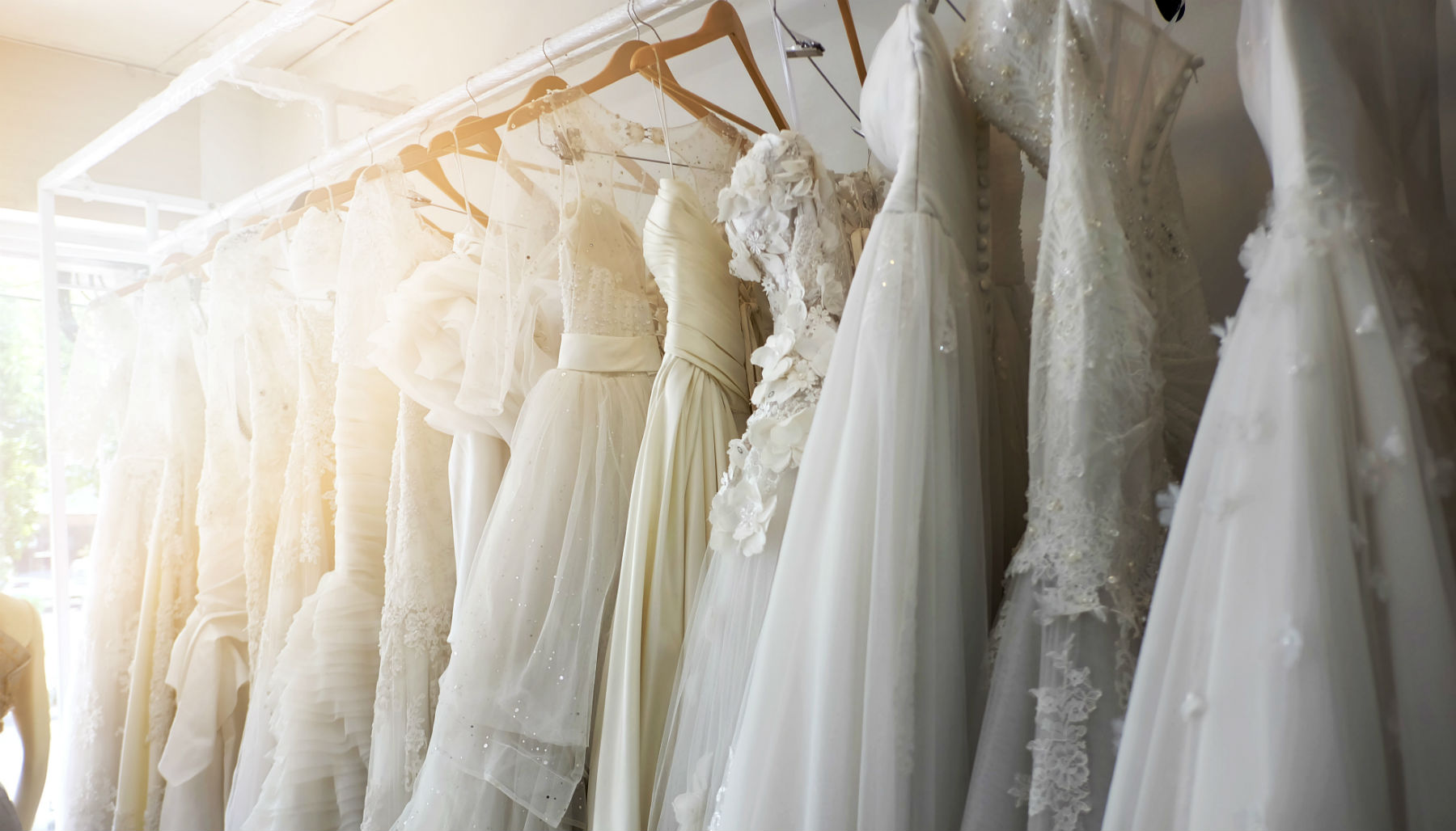 How to Prepare For Wedding Dress Shopping