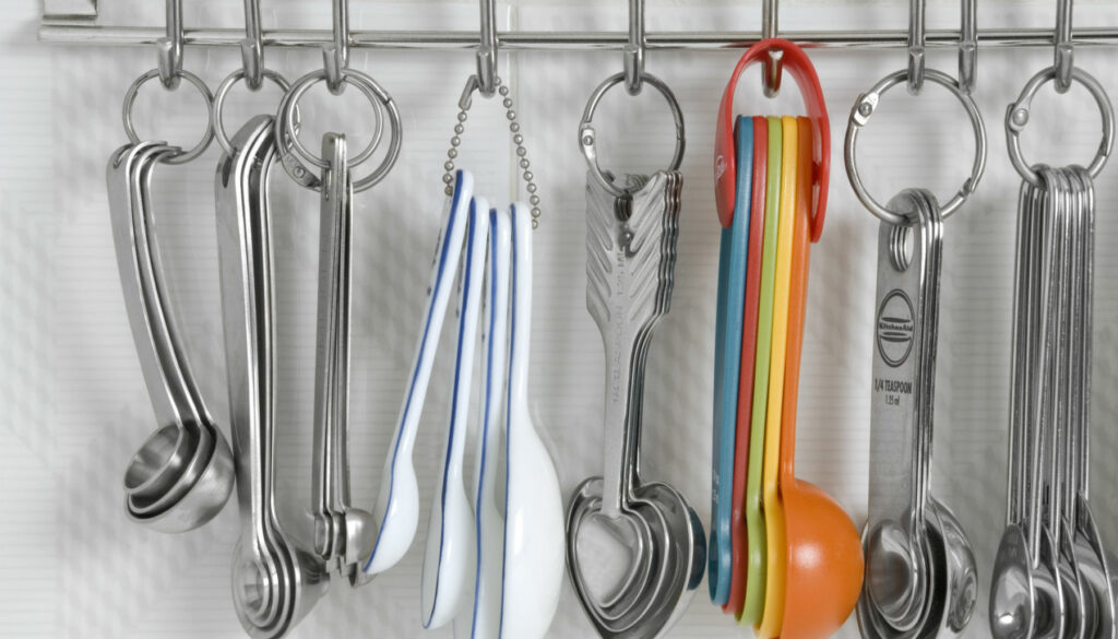 hanging measuring spoons