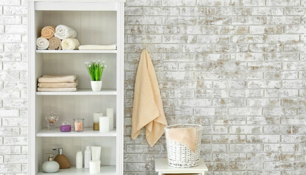 organized-bathroom-shelf