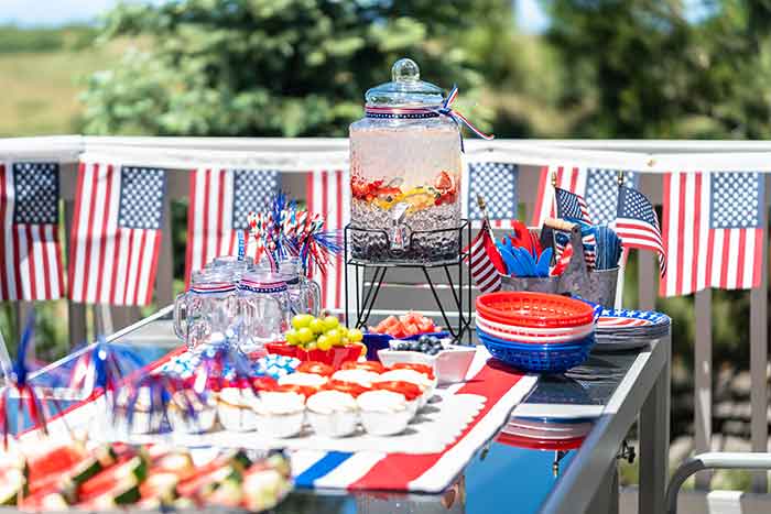July 4 party table