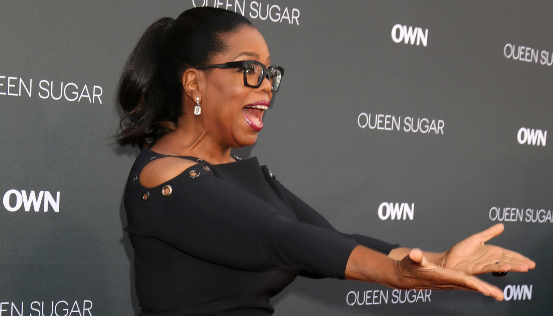 Oprah gesturing