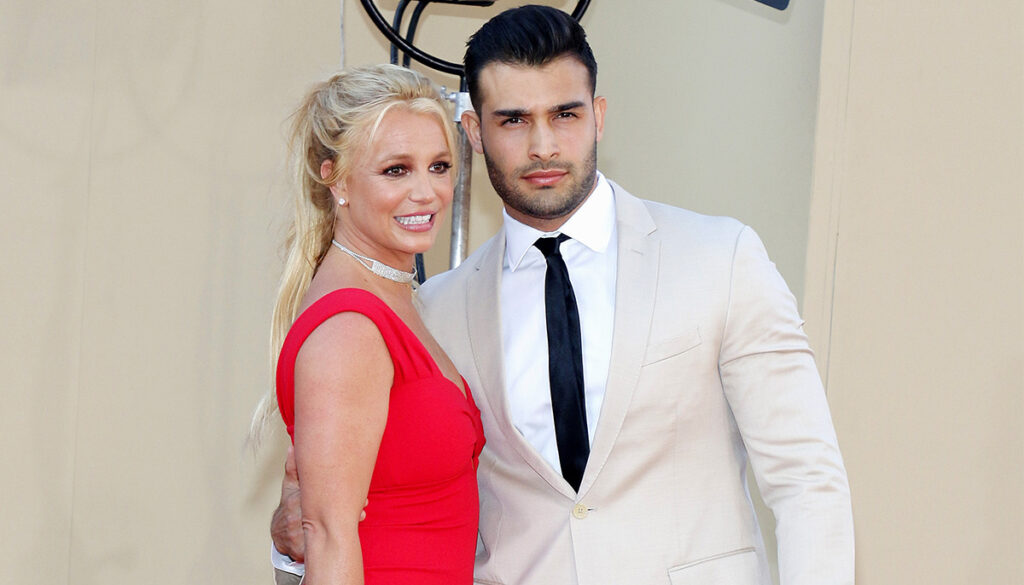 britney-spears-and-boyfriend-sam