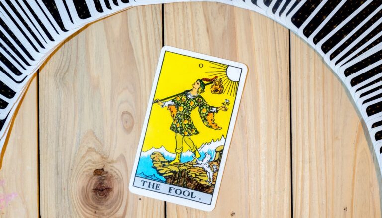 Astrology Meets Tarot: What's in the Cards For Aquarius?