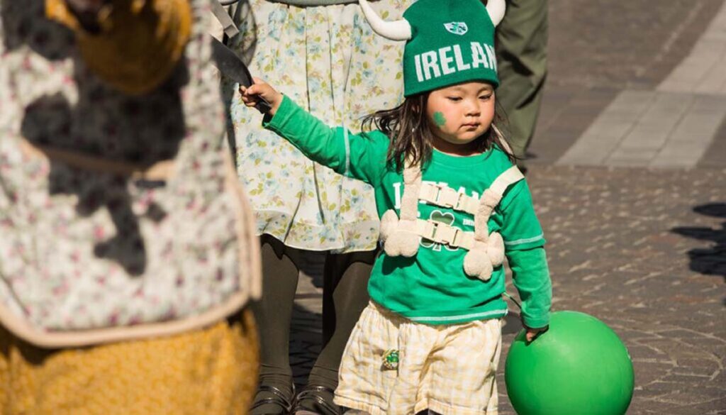 child at Irish parade in Japan